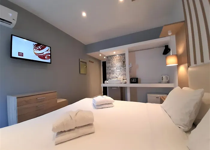 Elite Hotel
