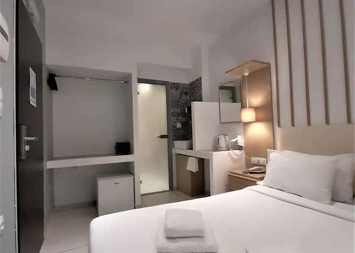 Elite Hotel 4*